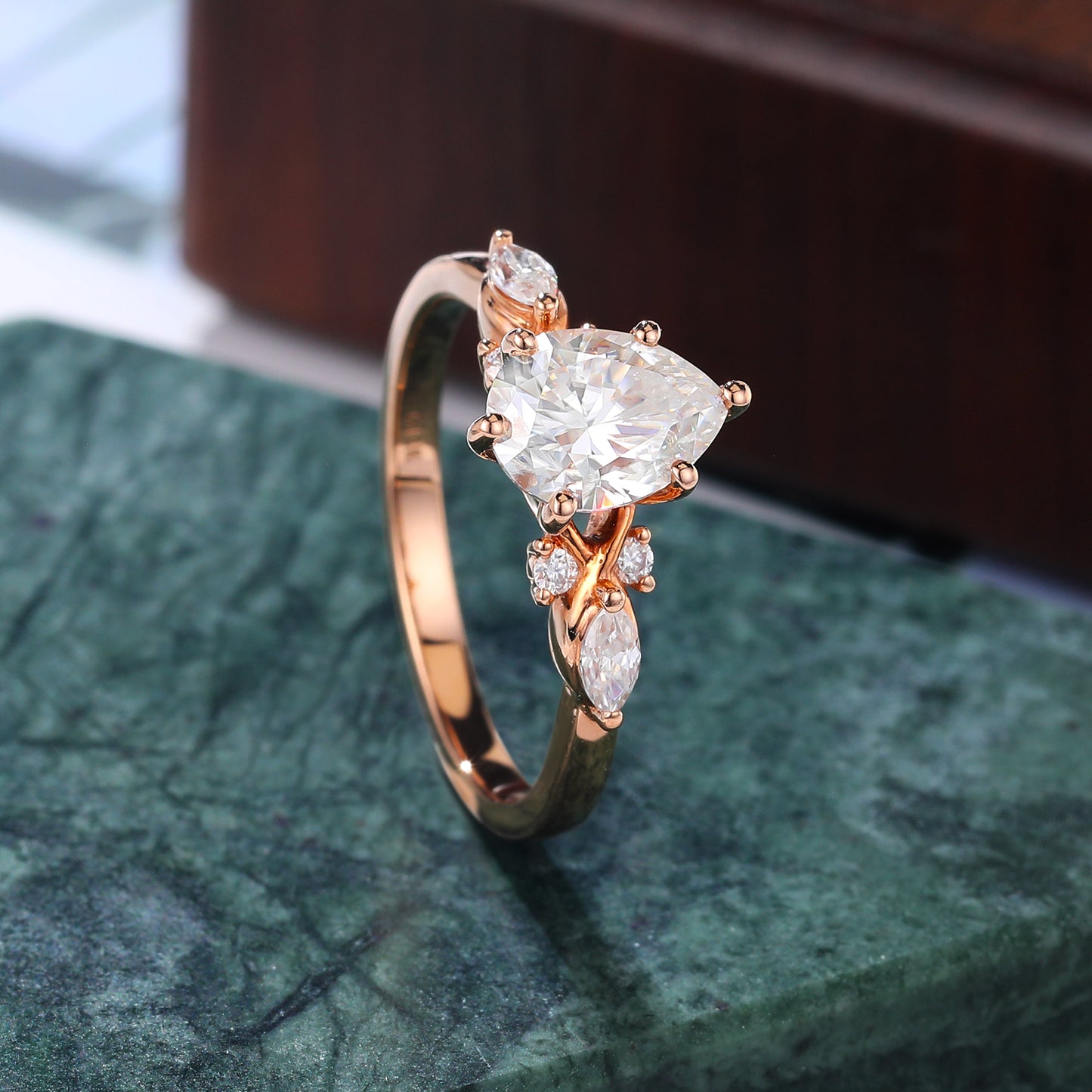 1.1ct Pear shape Lab-grown Diamond rose gold engagement ring, Cluster white gold yellow gold ring, anniversary gift S925/10K/14/18k gold.