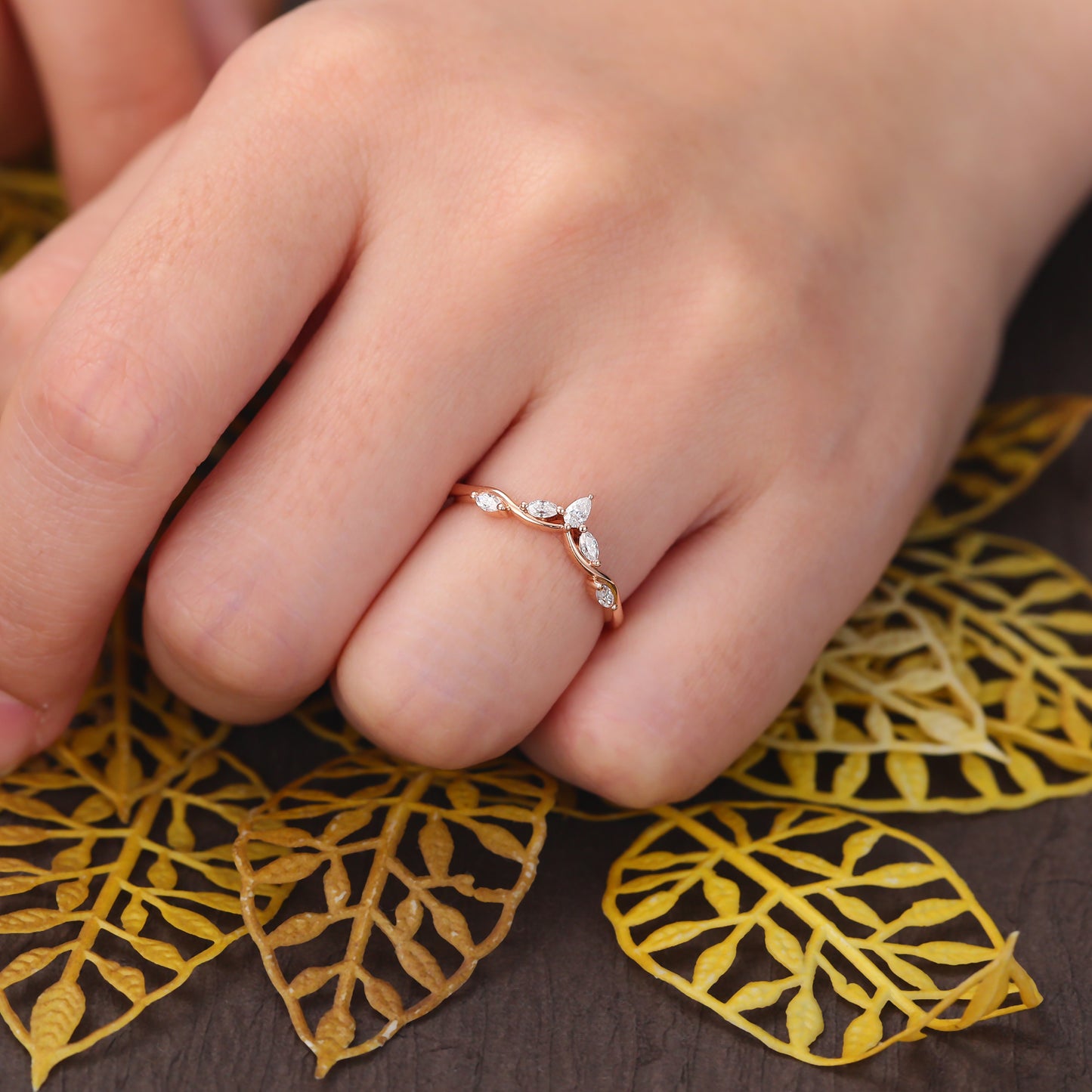 Pear shape moissanite wedding band.10k/14k/18k/s925 rose gold white gold yellow gold bridal ring.