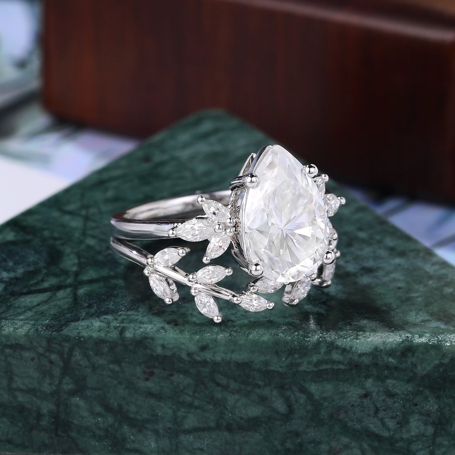 Vintage Moissanite Engagement Ring Set, 3.2ct Pear shape Lab grown Diamond Cluster Rose/white/yellow Gold Bridal Wedding band