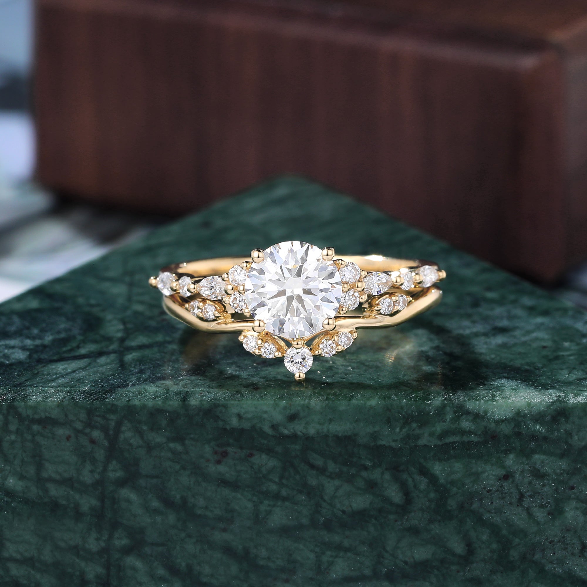 1.0CT Round cut Lab grown Diamond yellow gold Engagement Ring Set