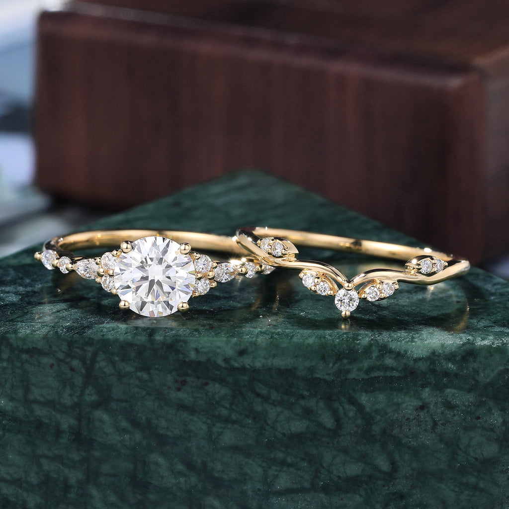 1.0CT Round cut Lab grown Diamond yellow gold Engagement Ring Set