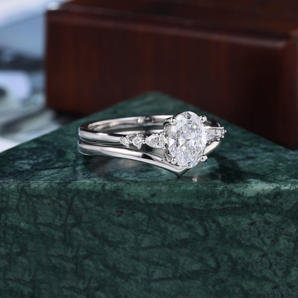 1.1ct Oval cut Lab grown Diamond white gold Engagement Ring Set .