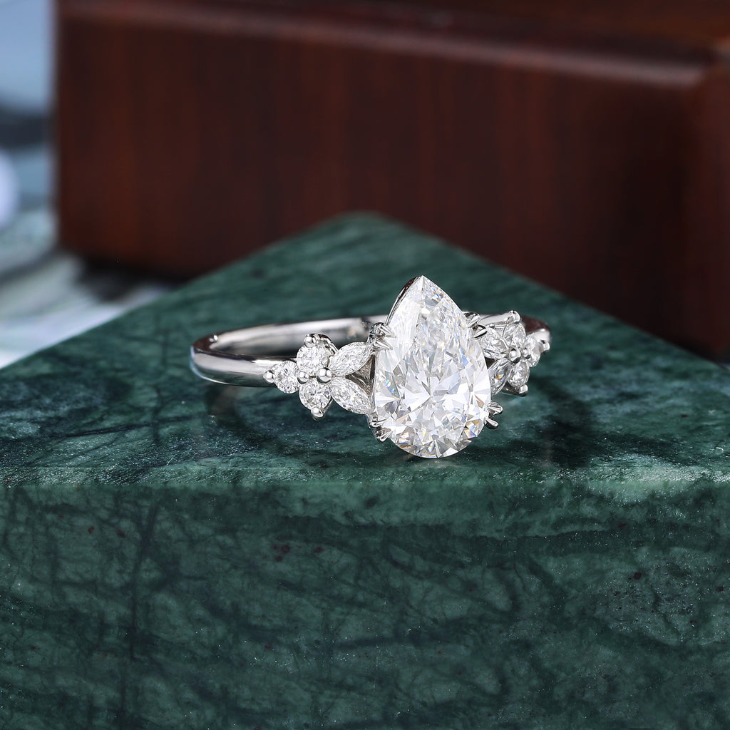 1.5ct Pear shape Lab grown diamond white gold engagement Ring.