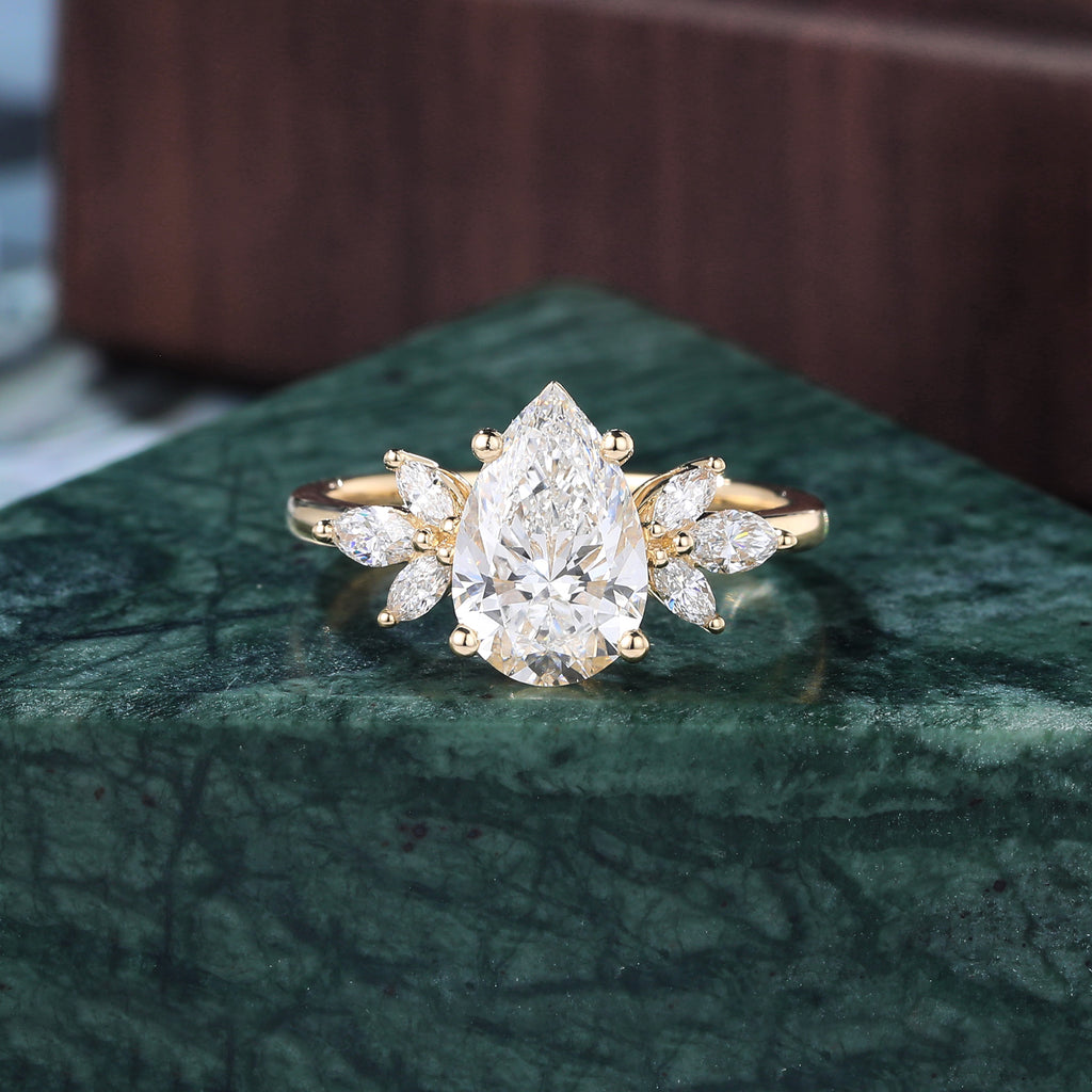 1.5CT Pear shape  Lab grown diamond rose gold engagement Ring.
