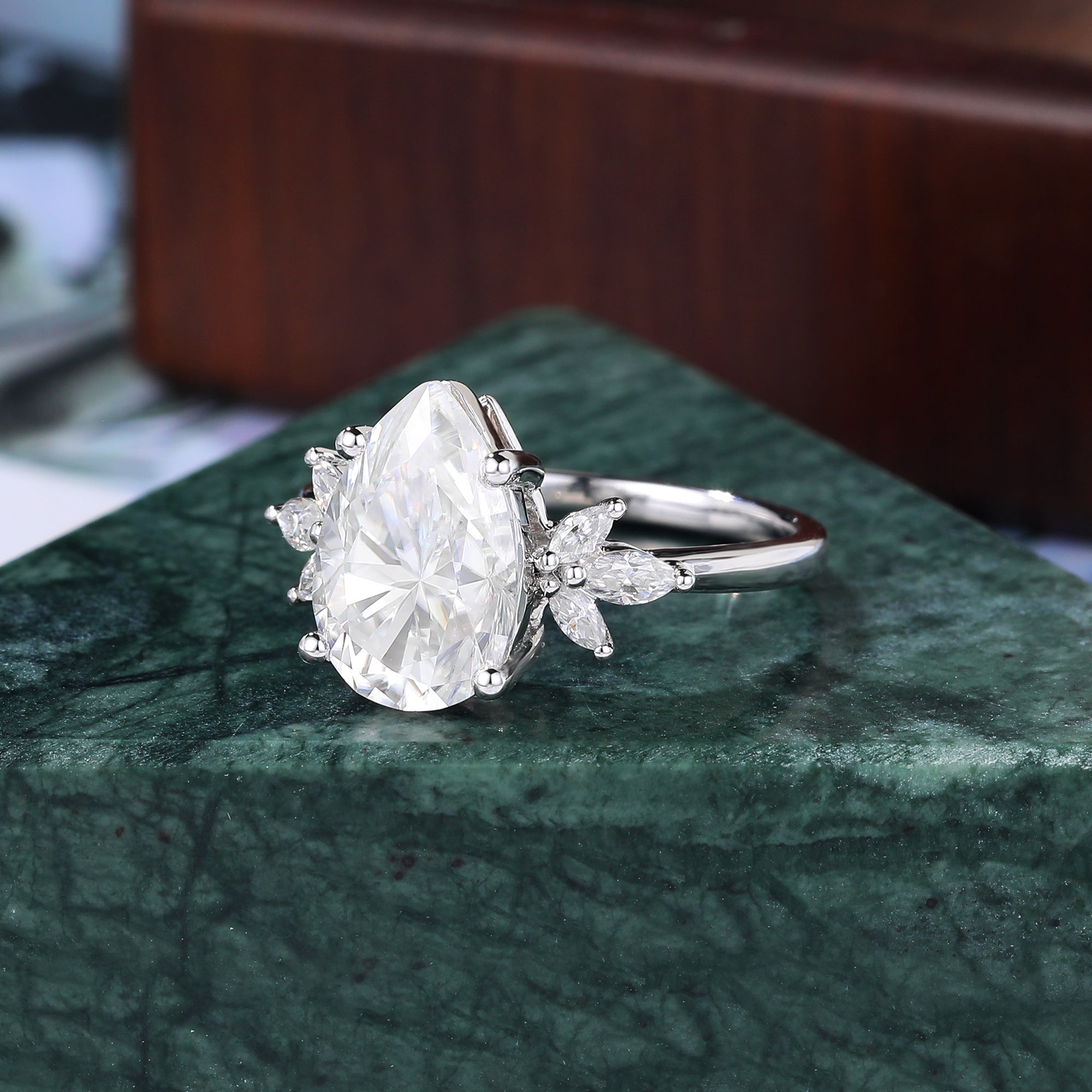 3.0ct Pear shape Lab grown diamond white gold engagement ring S925/10K/14k/18k gold , unique rose/yellow gold bridal ring .Anniversary Gift.