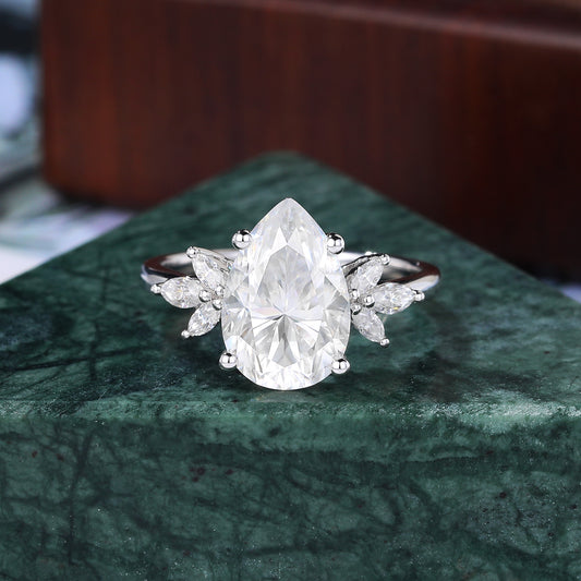3.0ct Pear shape Lab grown diamond white gold engagement ring S925/10K/14k/18k gold , unique rose/yellow gold bridal ring .Anniversary Gift.