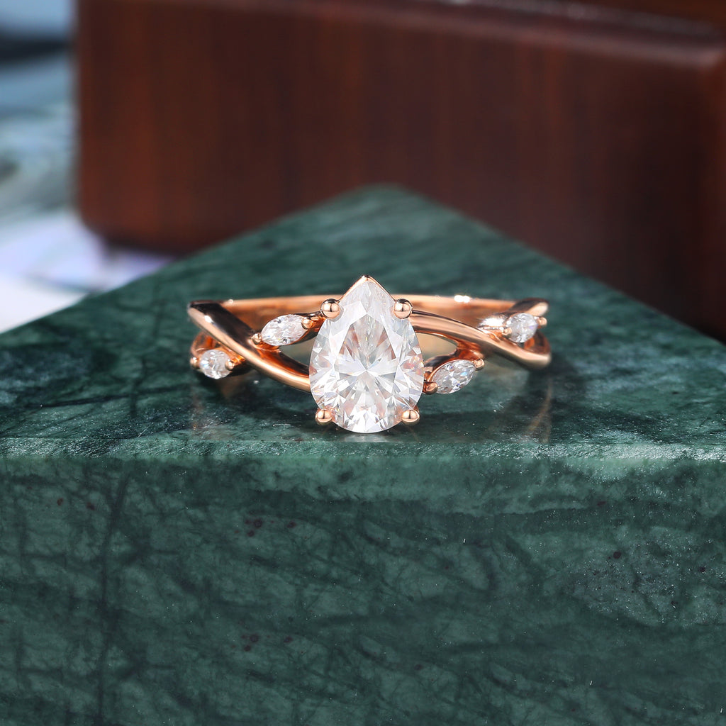 Pear shape  Lab grown diamond rose gold engagement Ring.