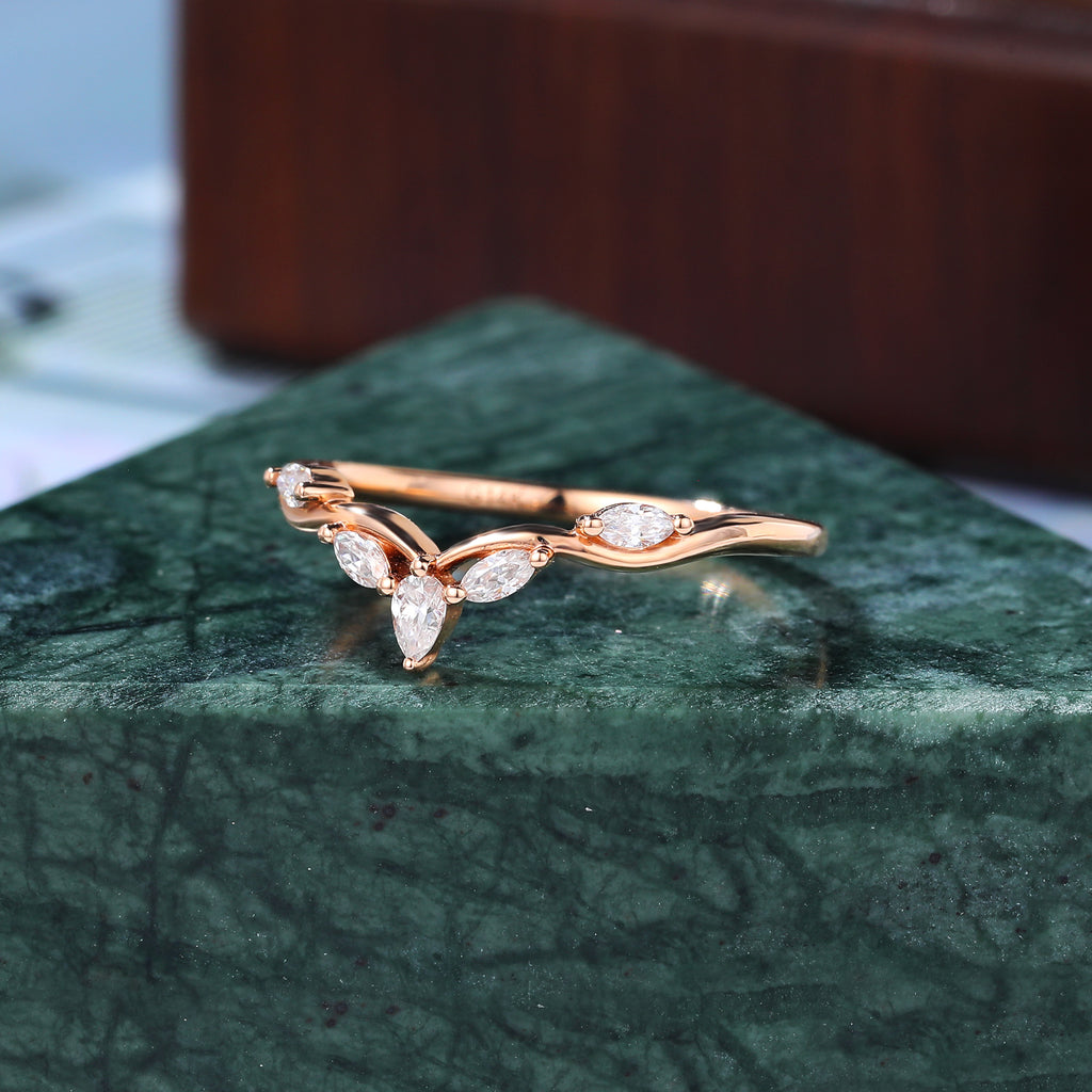 Pear shape diamond wedding band.10k/14k/18k/s925 rose gold white gold yellow gold bridal ring.