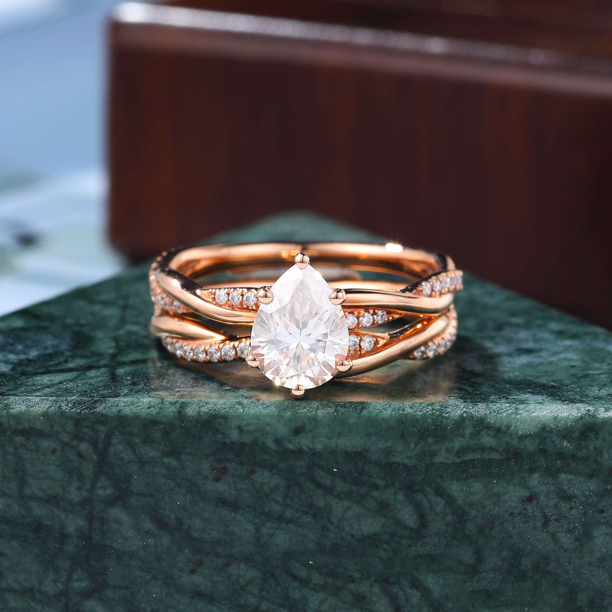 Vintage Pear shape Moissanite Engagement Ring Set, Rose/white/yellow Gold Bridal Wedding band Unique bend ring.S925/10K/14K/18K