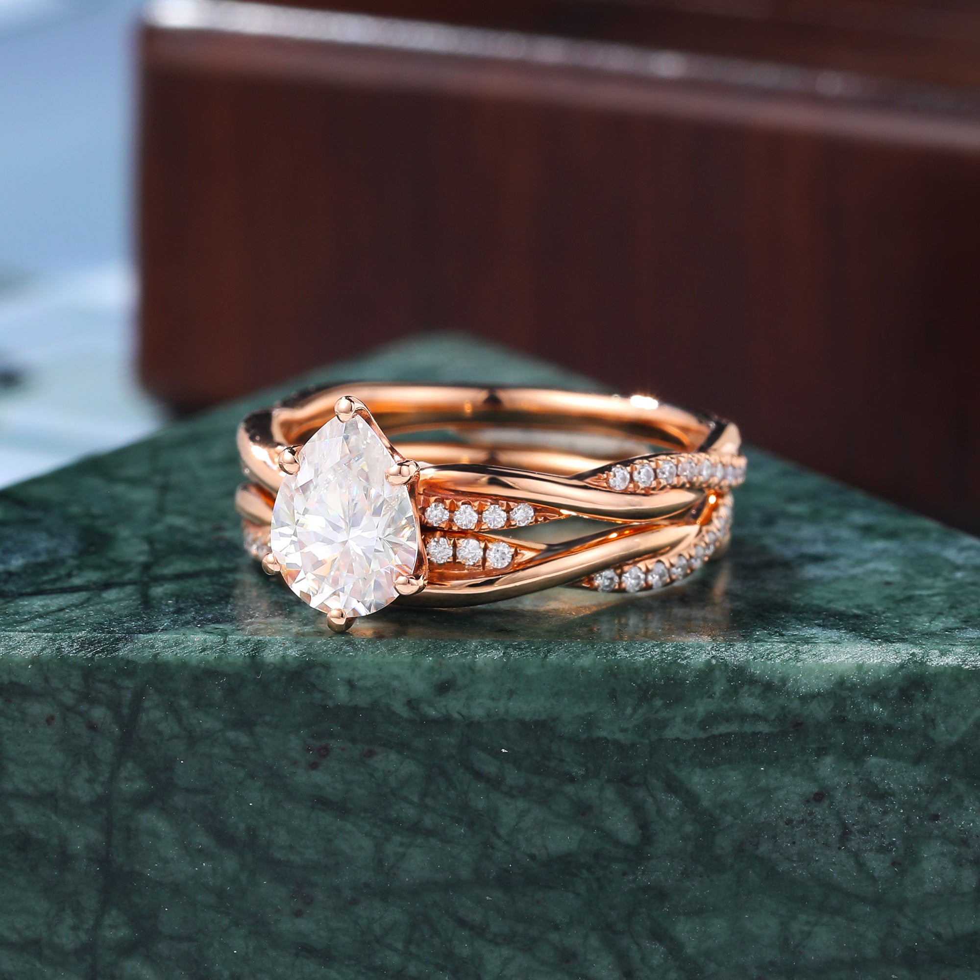 Vintage Pear shape Moissanite Engagement Ring Set, Rose/white/yellow Gold Bridal Wedding band Unique bend ring.S925/10K/14K/18K