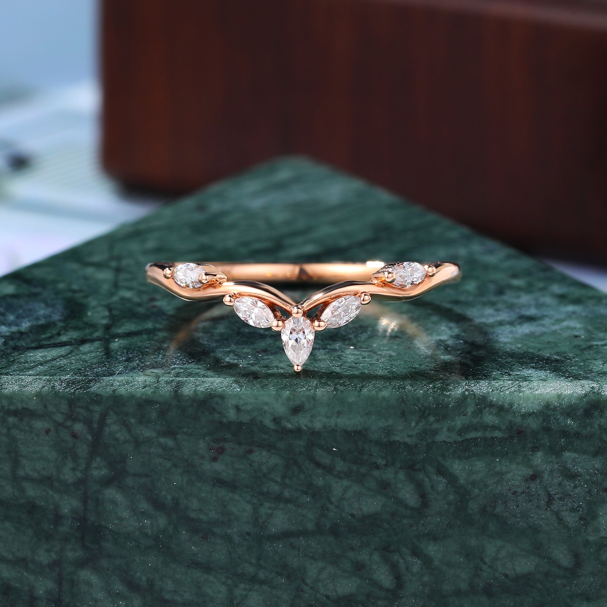 Pear shape diamond wedding band.10k/14k/18k/s925 rose gold white gold yellow gold bridal ring.