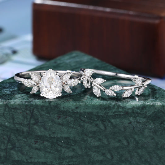 Vintage Pear shape Moissanite Engagement Ring Set, Rose/white/yellow Gold Bridal Wedding band.S925/10k/14k/18k