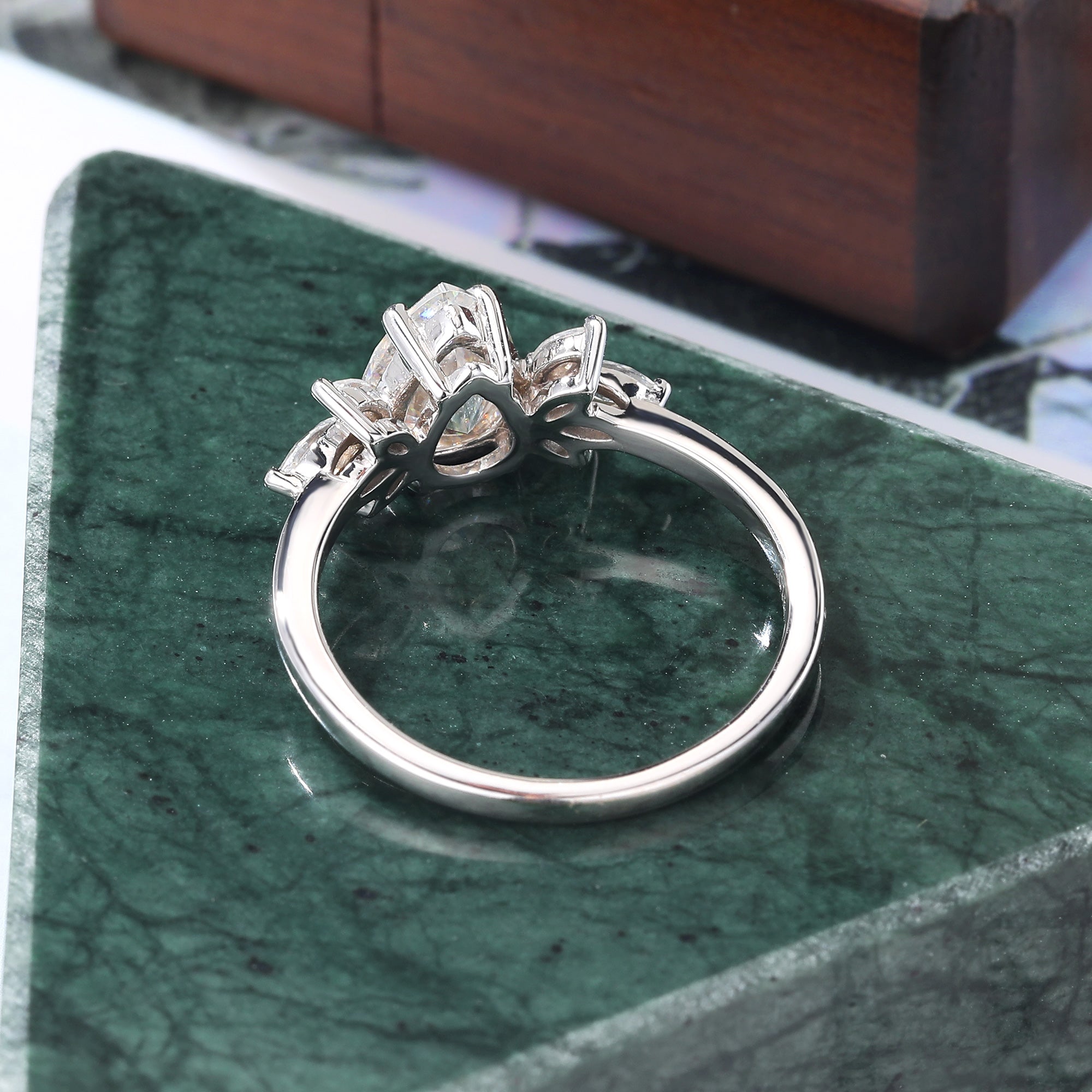 Pear shape Lab grown diamond engagement ring, unique rose gold/white gold/yellow gold Bridal ring. S925/10K/14K/18K gold.