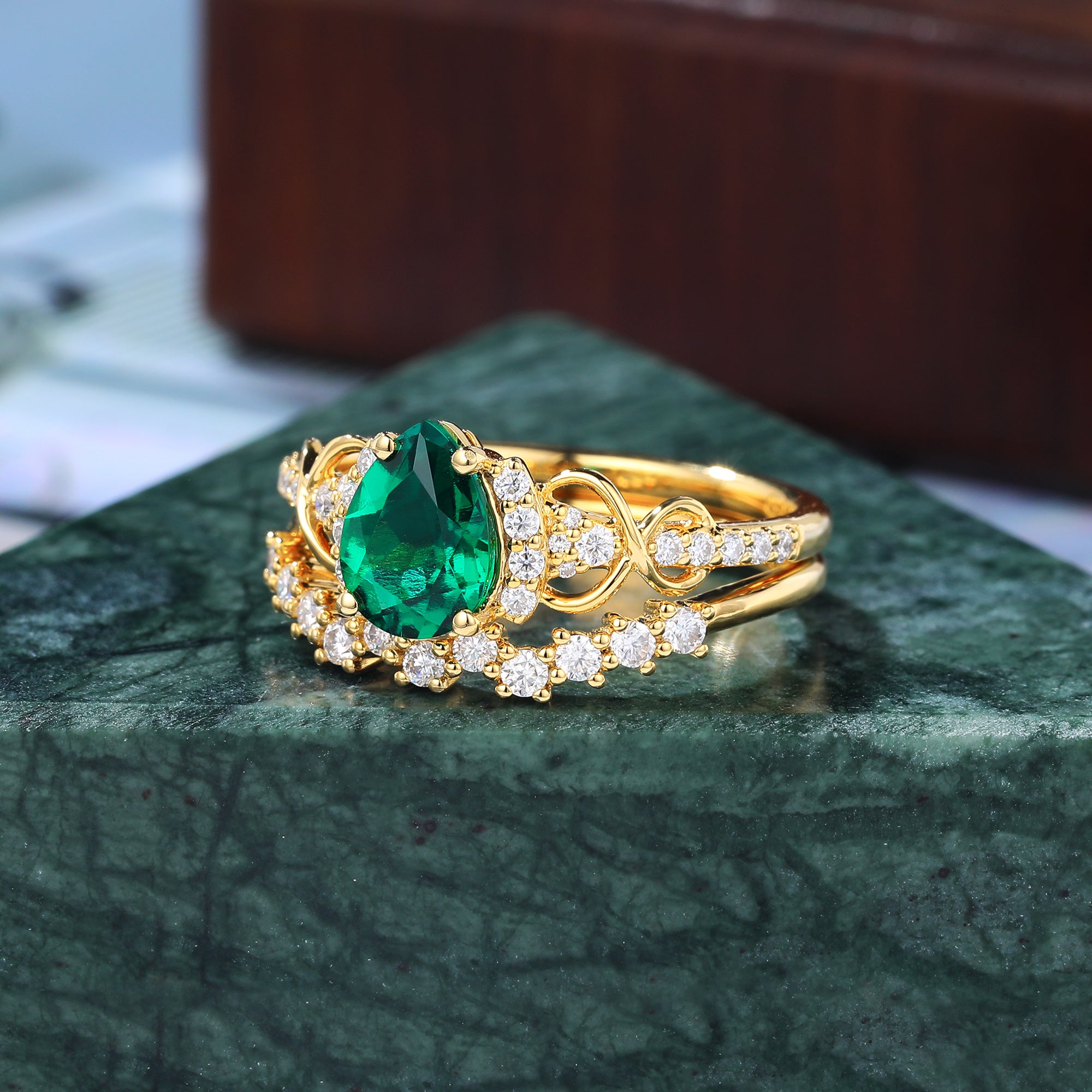 Vintage pear shape Lab emerald Engagement Ring Set , Rose/white/yellow Gold Bridal Wedding band