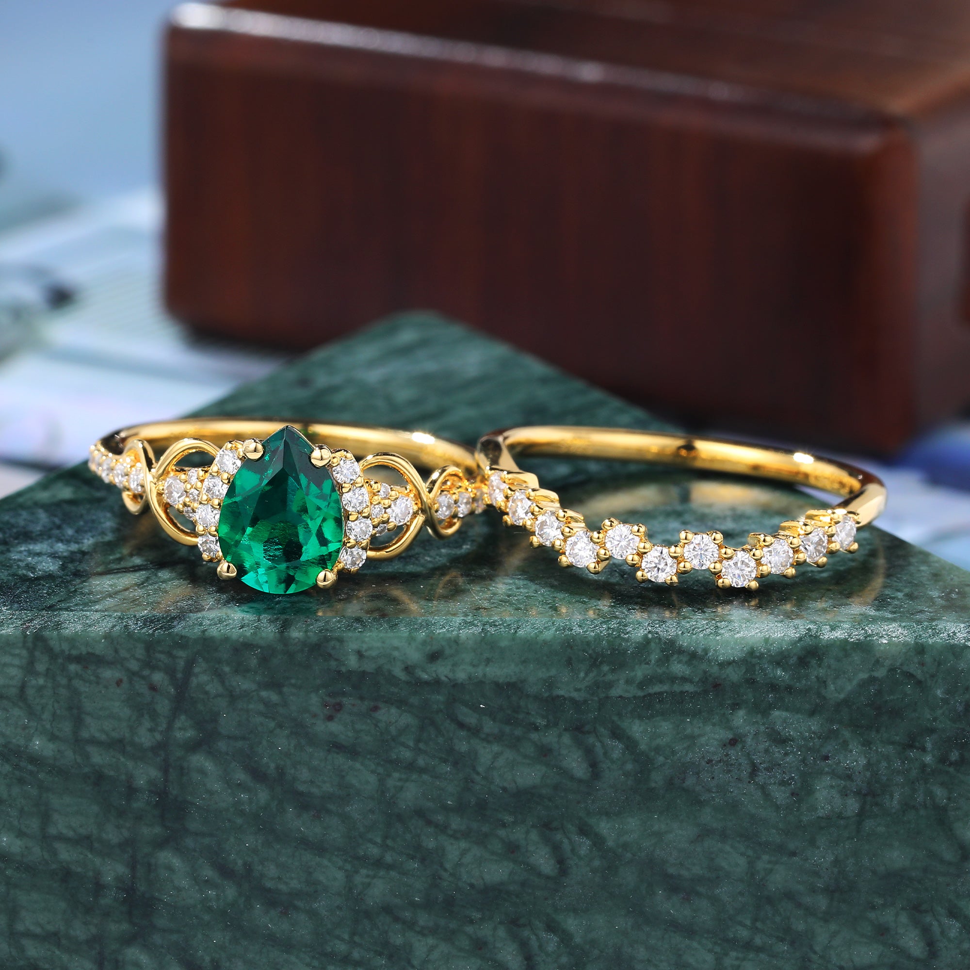 Vintage pear shape Lab emerald Engagement Ring Set , Rose/white/yellow Gold Bridal Wedding band