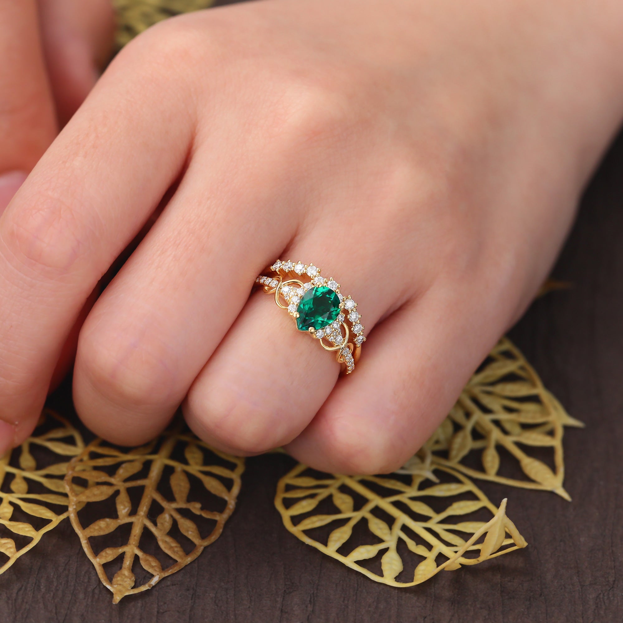 Vintage pear shape Lab emerald Engagement Ring Set , Rose/white/yellow Gold Bridal Wedding band