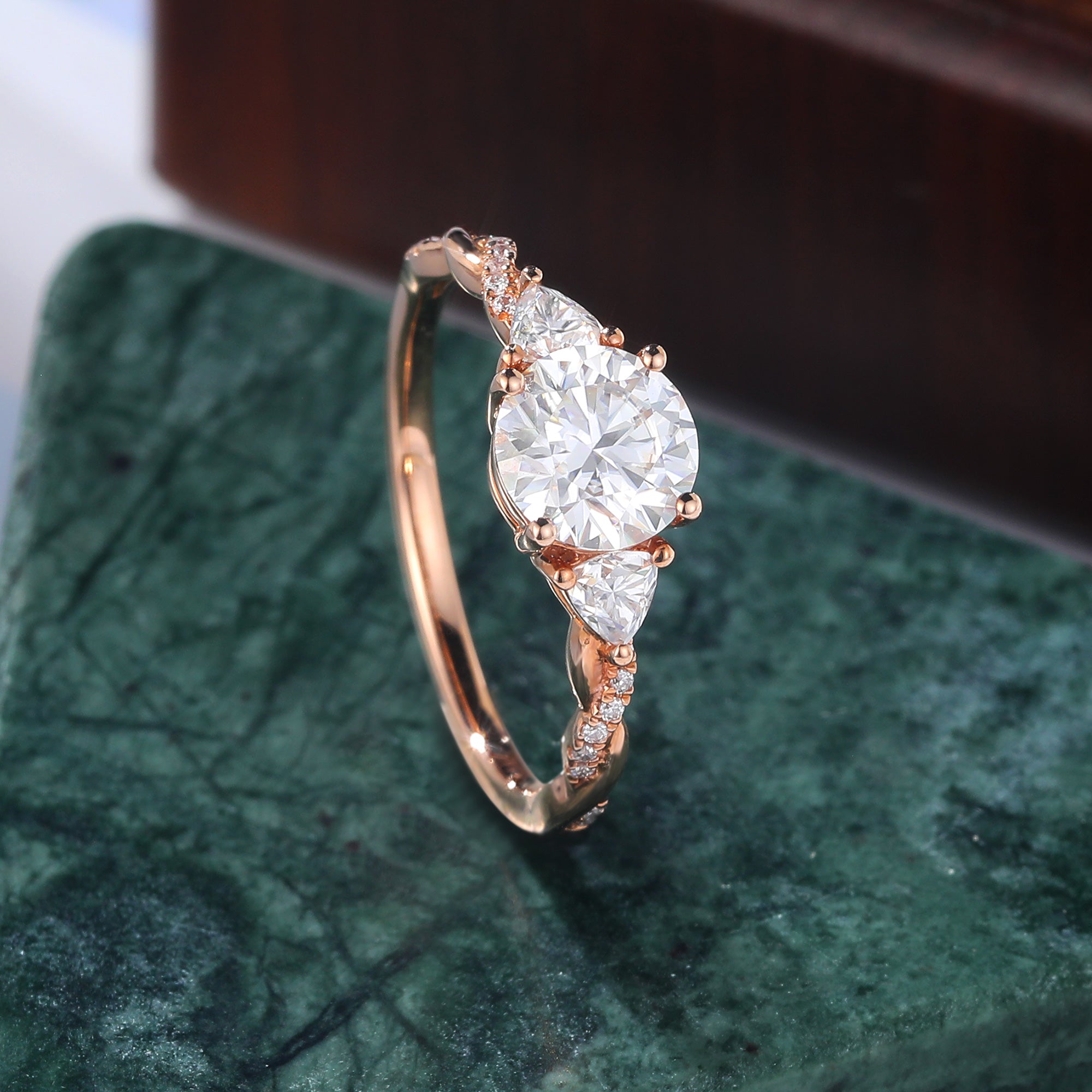 1.0ct Round cut Lab grown diamond rose gold engagement Ring.