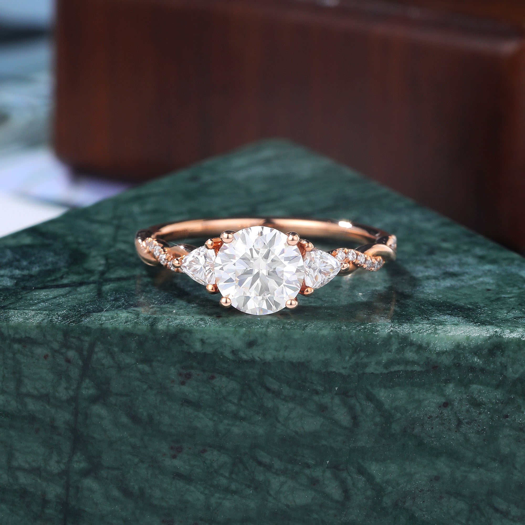 1.0ct Round cut Lab grown diamond rose gold engagement Ring.