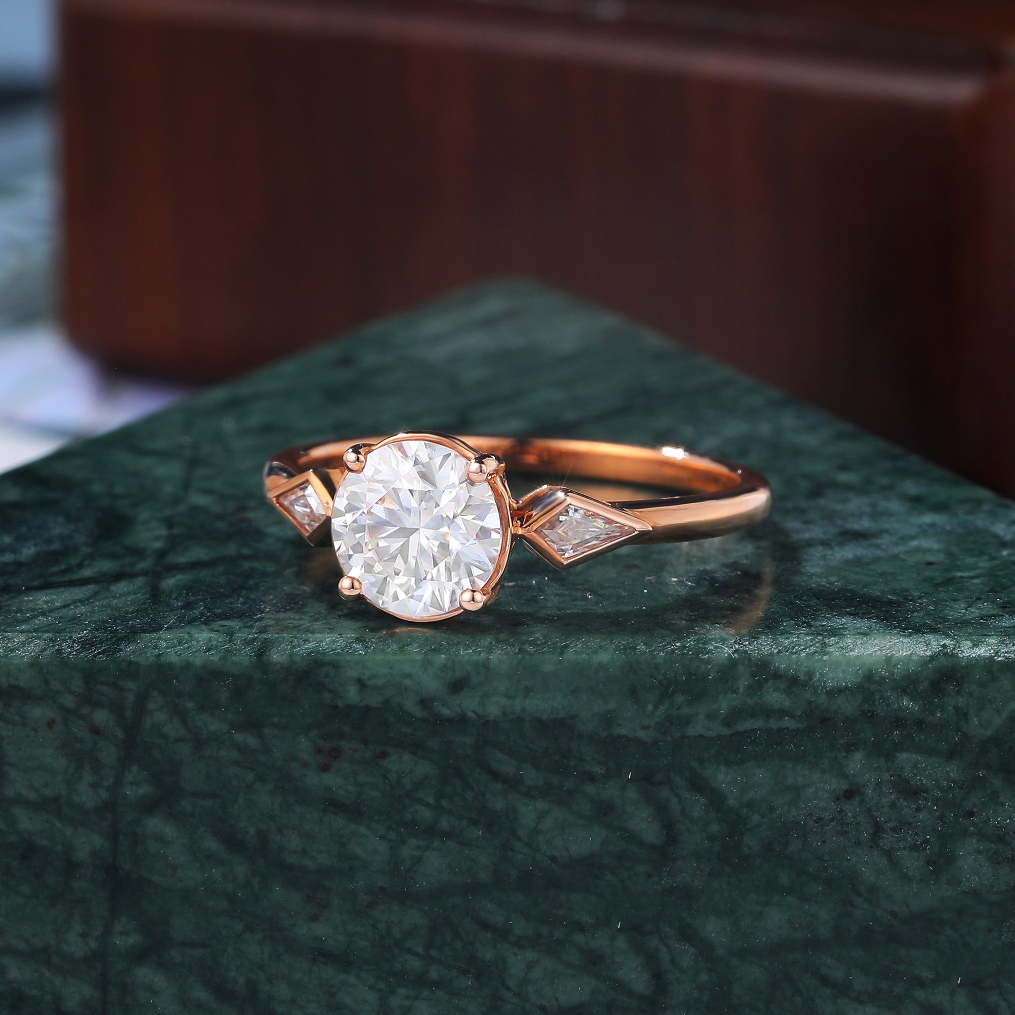 1.0ct Round cut Lab grown diamond rose gold engagement Ring.