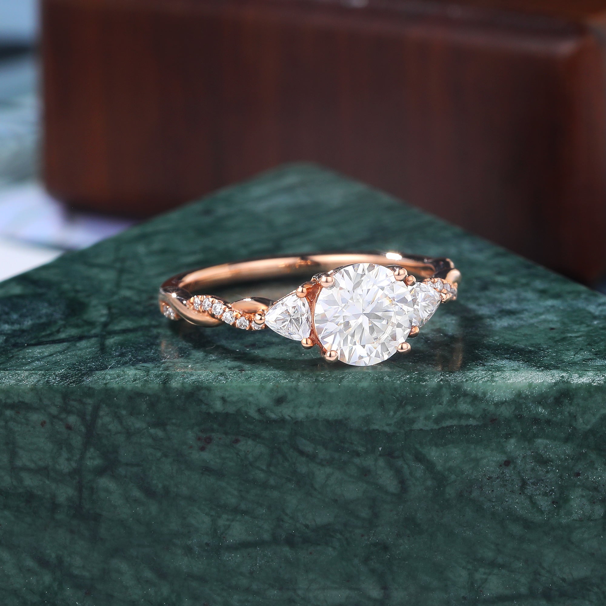 1.0ct Round cut Lab grown diamond rose gold engagement Ring.