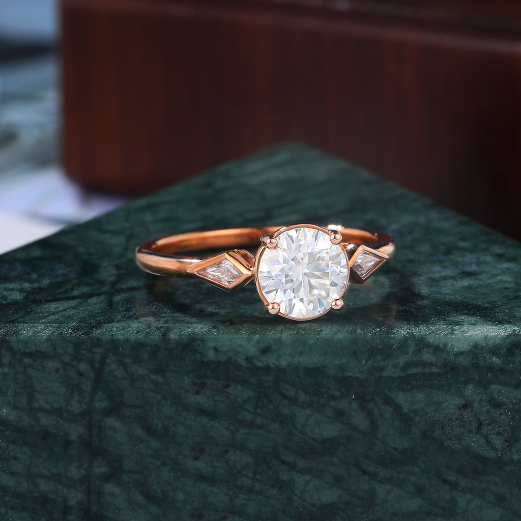 1.0ct Round cut Lab grown diamond rose gold engagement Ring.