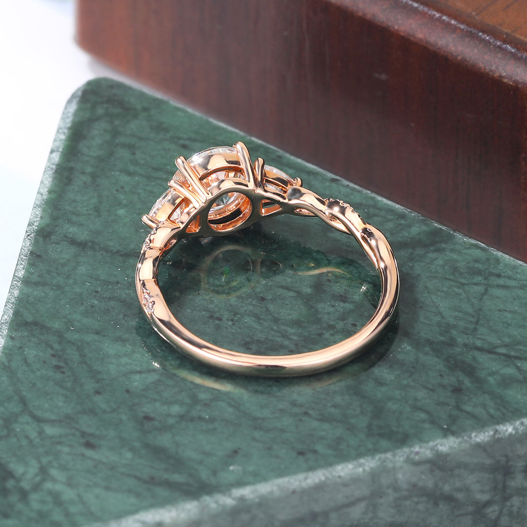 1.0ct Round cut Lab grown diamond rose gold engagement Ring.