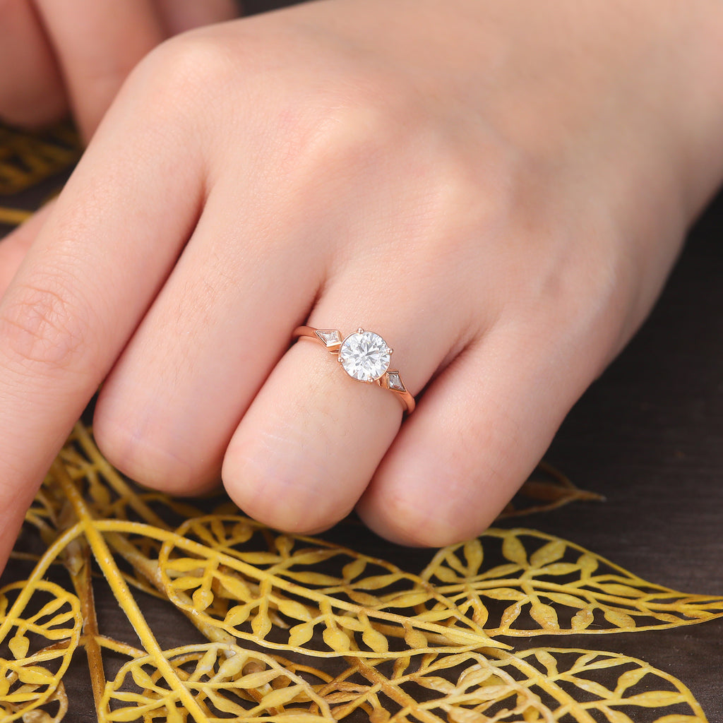 1.0CT Round cut moissanite rose gold engagement Ring.
