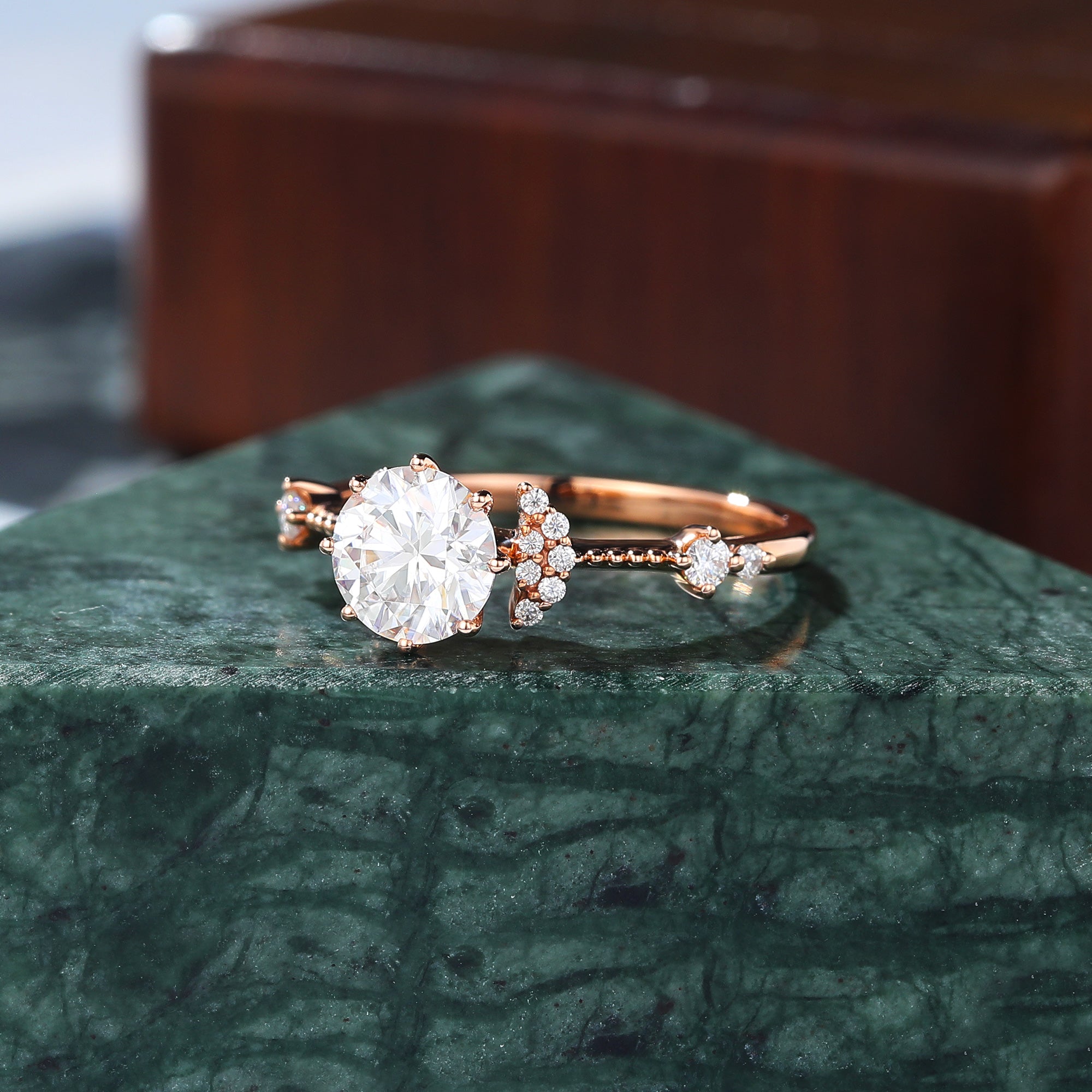 1.0CT Round cut moissanite rose gold engagement Ring.