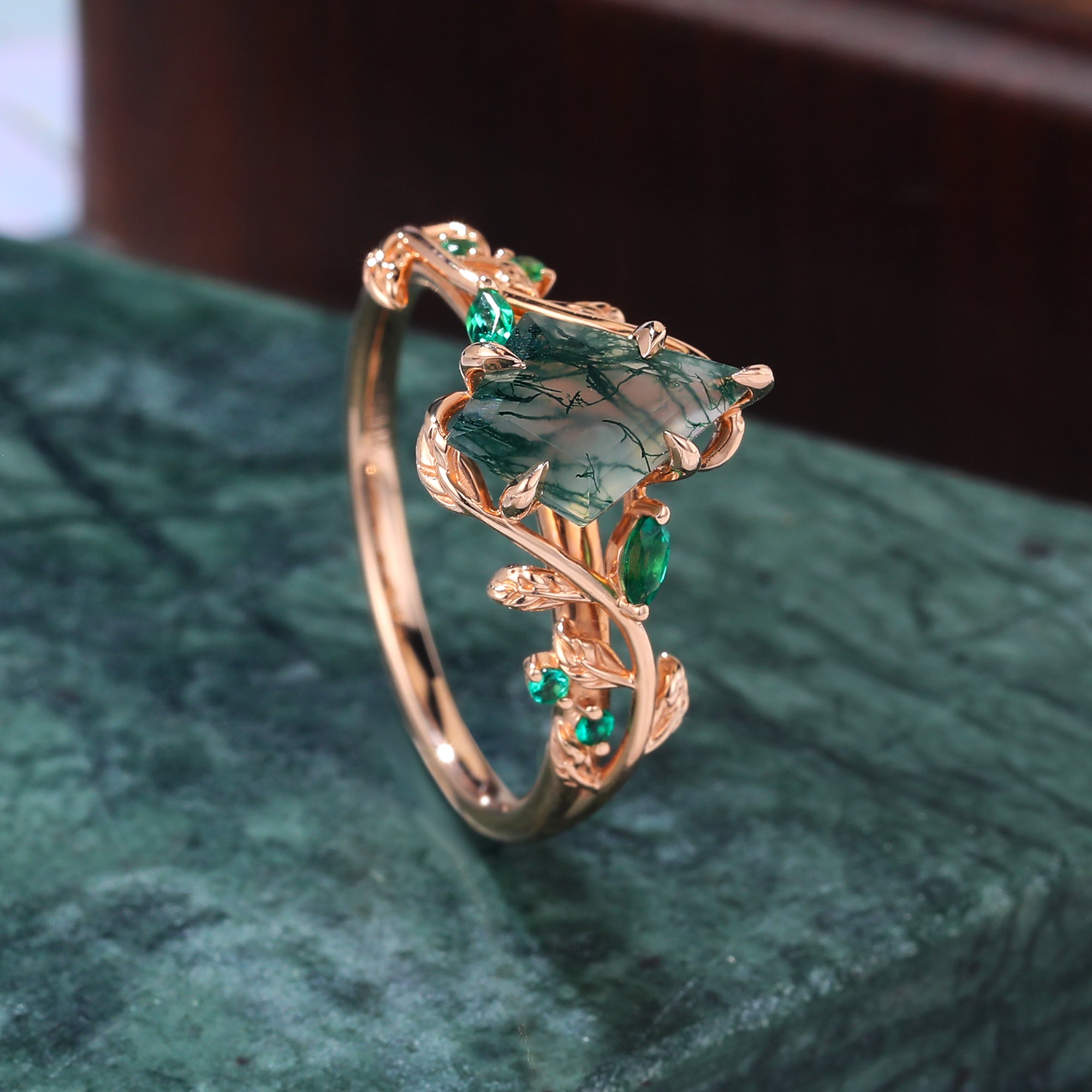 Unique kite cut moss agate engagement ring,10k/14k/18k/925silver Lab emerald ring.