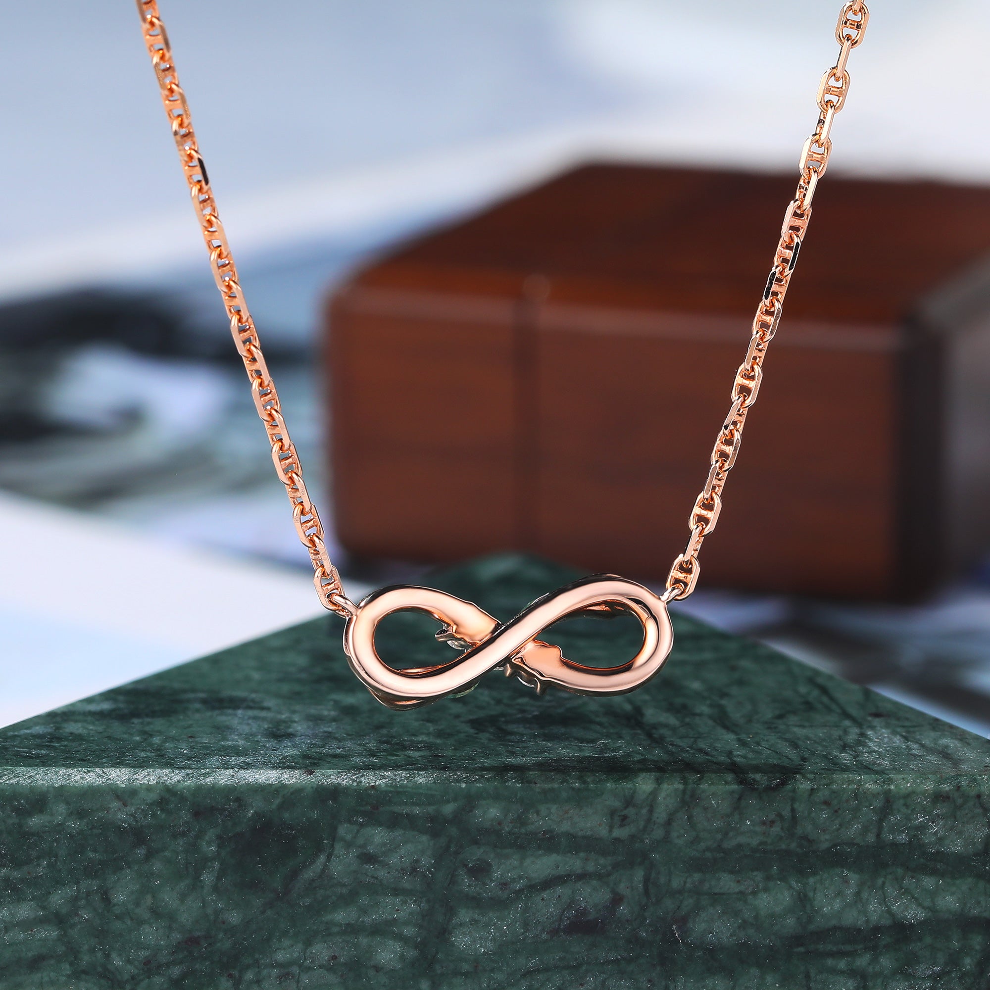 Infinite Moss Agate & Moissanite Necklace with Leaf Engraved