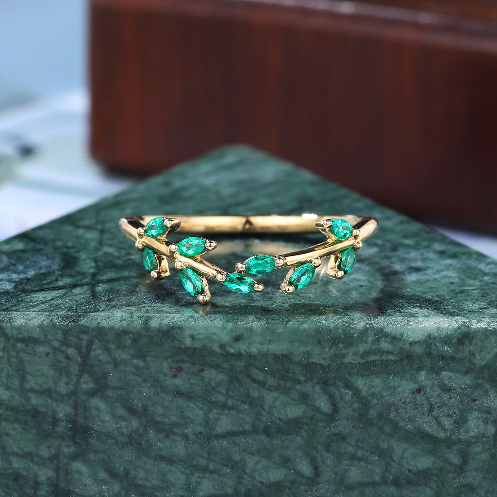 Yellow gold wedding band women Lab emerald wedding ring 10k/14k/18k/925silver